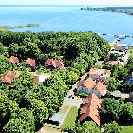 Ferienanlage Mueritz Seeromantik Sietow Dorf Exterior foto